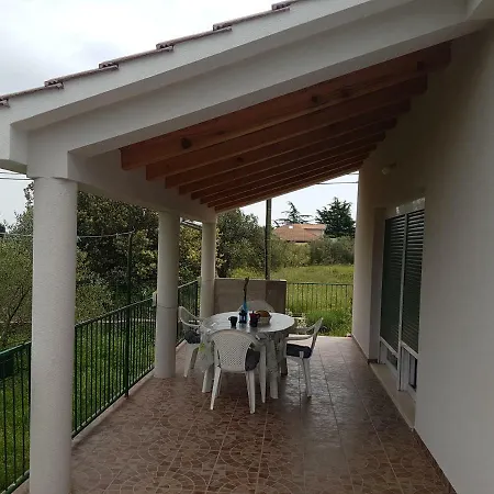 Kuca Za Odmor Kraj 32 Ferienhaus Kraj (Zadar)